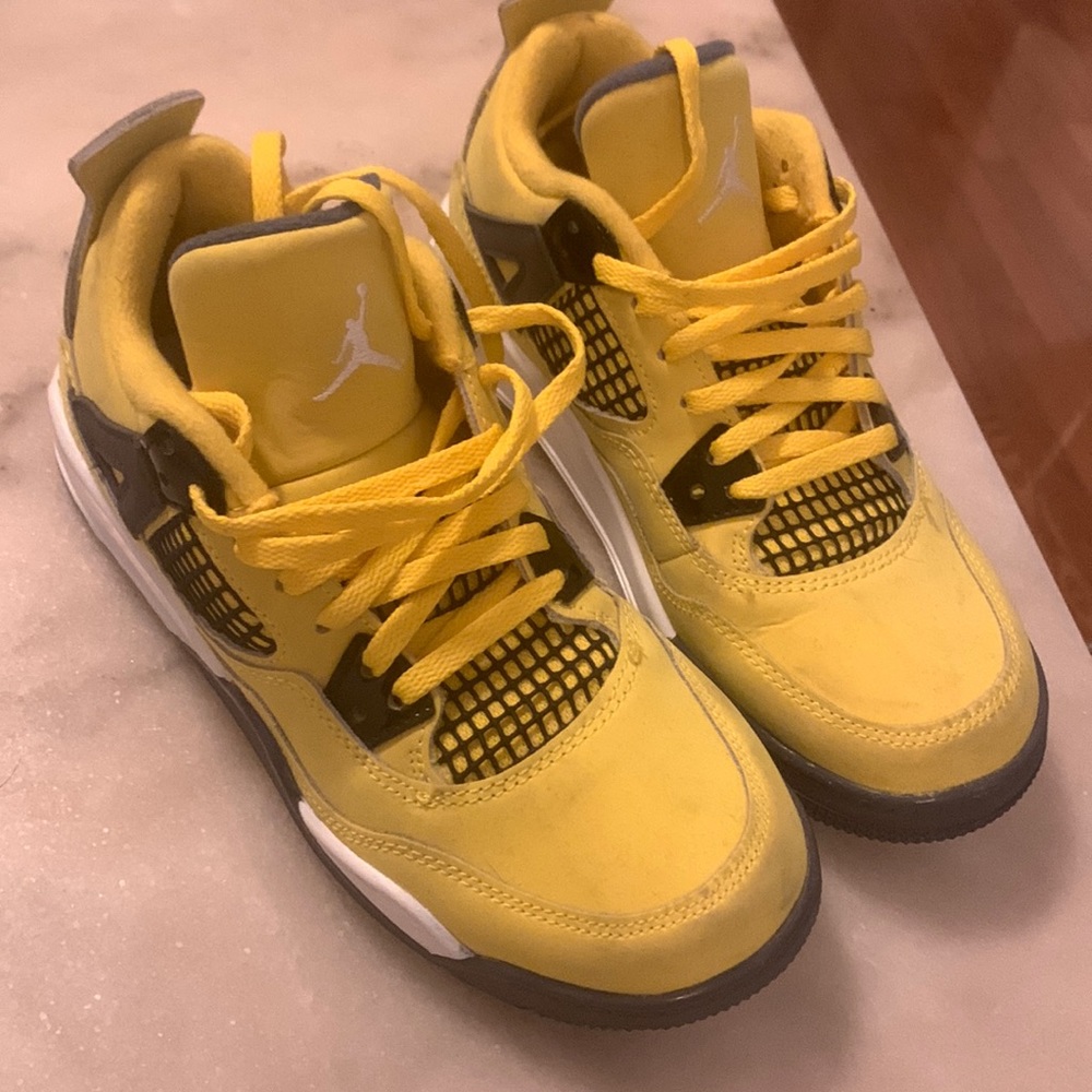 Jordan 4